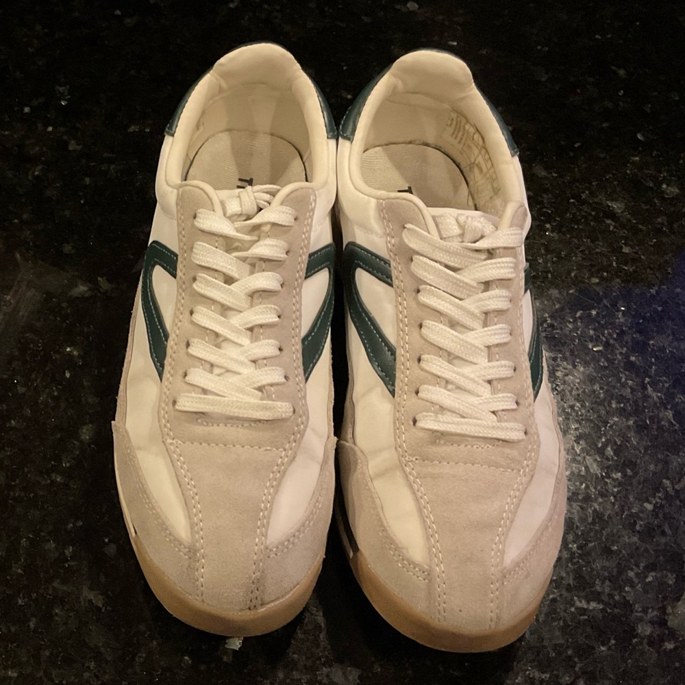 🦊 Women's Tretorn Rawlins 2.0 Sneaker.size 7.5 Running Shoes, Tennis Shoes